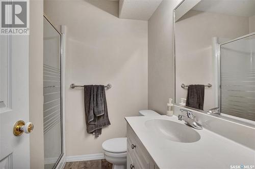 1212 Elliott Street, Saskatoon, SK - Indoor Photo Showing Bathroom