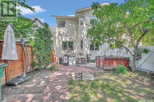 1212 Elliott Street, Saskatoon, SK - Outdoor