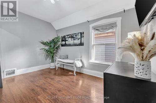 35 Glendale Avenue, Hamilton (Crown Point), ON - Indoor Photo Showing Other Room