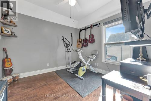 35 Glendale Avenue, Hamilton, ON - Indoor Photo Showing Gym Room