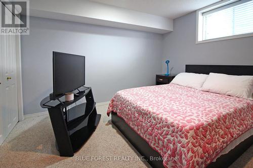 29 - 285 Mcgarrell Drive, London, ON - Indoor Photo Showing Bedroom