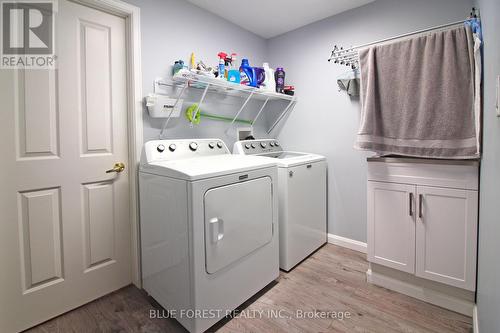 29 - 285 Mcgarrell Drive, London, ON - Indoor Photo Showing Laundry Room