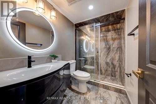 1712 - 8111 Yonge Street, Markham, ON - Indoor Photo Showing Bathroom