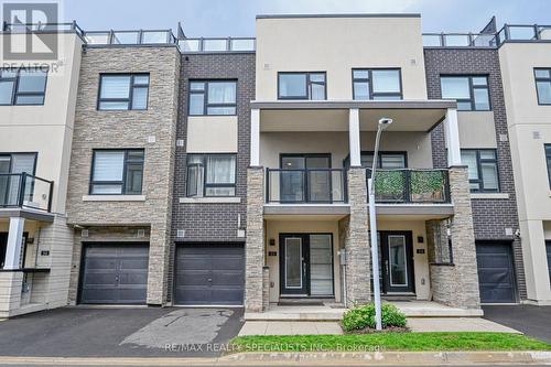 55 - 1121 Cooke Boulevard, Burlington (Lasalle), ON - Outdoor With Balcony With Facade