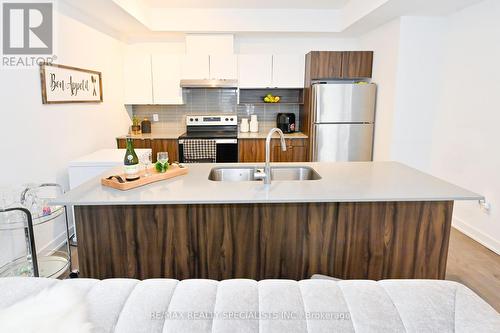 55 - 1121 Cooke Boulevard, Burlington (Lasalle), ON - Indoor Photo Showing Kitchen With Double Sink