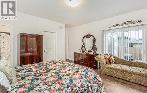 912 Burwell Street, Fort Erie, ON - Indoor Photo Showing Bedroom