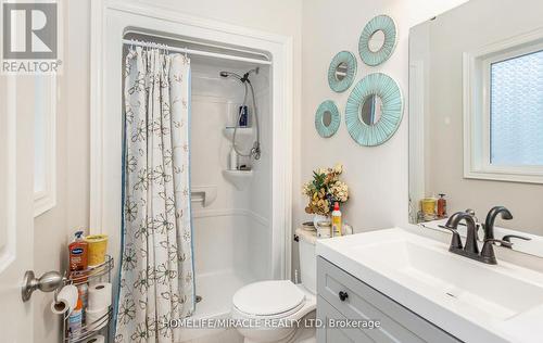 912 Burwell Street, Fort Erie, ON - Indoor Photo Showing Bathroom