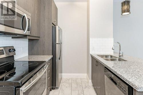 418 - 118 King Street E, Hamilton (Beasley), ON - Indoor Photo Showing Kitchen With Stainless Steel Kitchen With Double Sink