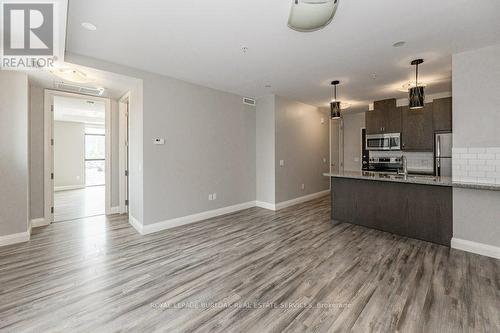 418 - 118 King Street E, Hamilton (Beasley), ON - Indoor Photo Showing Kitchen