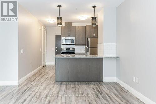 418 - 118 King Street E, Hamilton (Beasley), ON - Indoor Photo Showing Kitchen With Stainless Steel Kitchen With Upgraded Kitchen