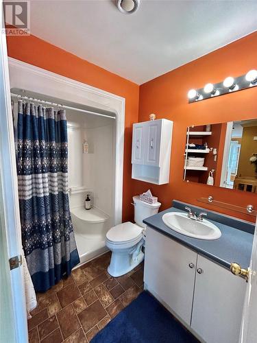 15 Clover Brae Crescent, Mount Pearl, NL - Indoor Photo Showing Bathroom