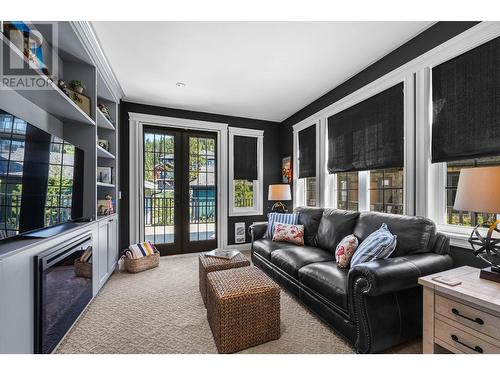 5411 Lookout Ridge Place, Sun Peaks, BC - Indoor Photo Showing Living Room