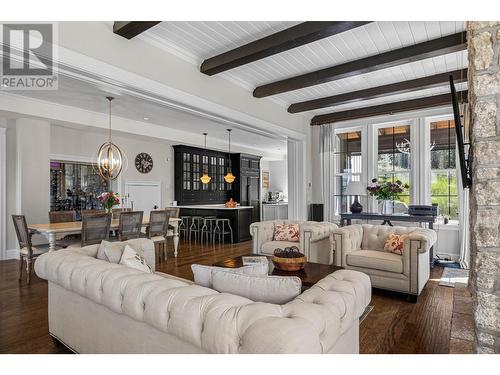 5411 Lookout Ridge Place, Sun Peaks, BC - Indoor Photo Showing Living Room