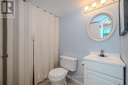 42 Chesterton Lane, Guelph (Grange Hill East), ON - Indoor Photo Showing Bathroom