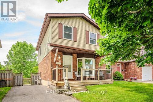 42 Chesterton Lane, Guelph (Grange Hill East), ON - Outdoor With Deck Patio Veranda