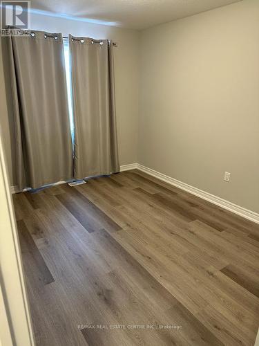 102 Pinot Crescent, Hamilton (Stoney Creek), ON - Indoor Photo Showing Other Room