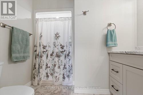 16 Dayton Court, Prince Edward County (Picton), ON - Indoor Photo Showing Bathroom