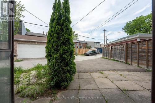 20 Mosley Street, Toronto (South Riverdale), ON - Outdoor