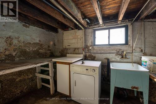 20 Mosley Street, Toronto (South Riverdale), ON - Indoor Photo Showing Laundry Room