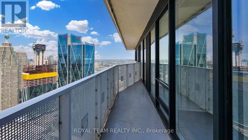 6203 - 88 Harbour Street, Toronto, ON - Outdoor With Balcony With Exterior