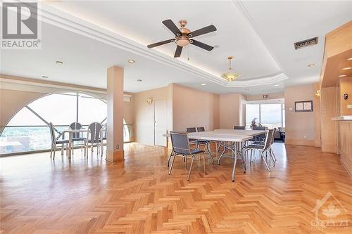 2759 Carousel Crescent Unit#904, Ottawa, ON - Indoor Photo Showing Dining Room