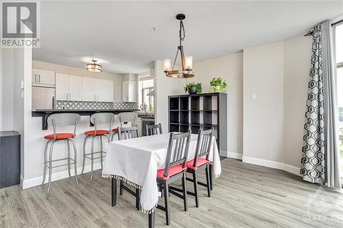 2759 Carousel Crescent Unit#904, Ottawa, ON - Indoor Photo Showing Dining Room