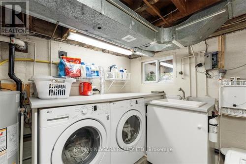 19 Queen Mary Drive, St. Catharines, ON - Indoor Photo Showing Laundry Room