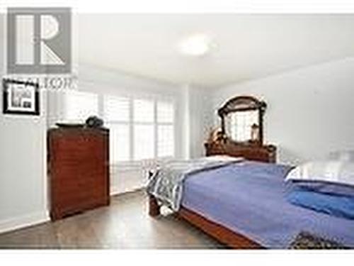 225 Father Tobin Road, Brampton (Sandringham-Wellington), ON - Indoor Photo Showing Bedroom