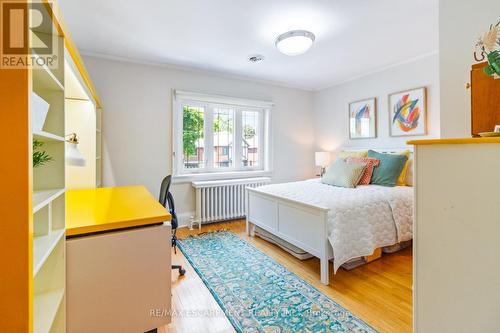 19 Jackson Avenue, Toronto (Kingsway South), ON - Indoor Photo Showing Kitchen