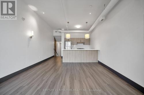 308 - 121 King Street E, Hamilton (Beasley), ON - Indoor Photo Showing Kitchen