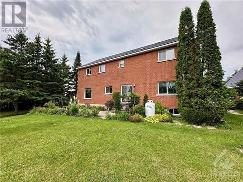 3340 Woodkilton Road, Ottawa, ON - Outdoor With Exterior