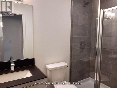 15 - 861 Sheppard Avenue W, Toronto (Clanton Park), ON - Indoor Photo Showing Bathroom