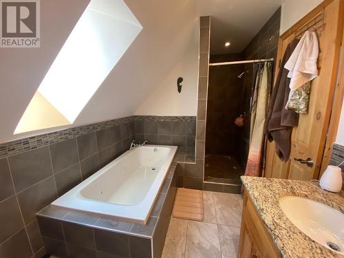 2 Regatta Drive, Gull Pond, NL - Indoor Photo Showing Bathroom