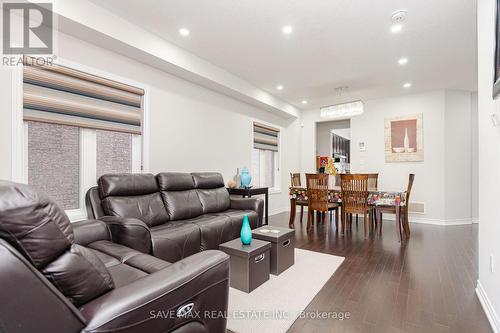 16 Action Drive, Brampton (Northwest Brampton), ON - Indoor Photo Showing Living Room