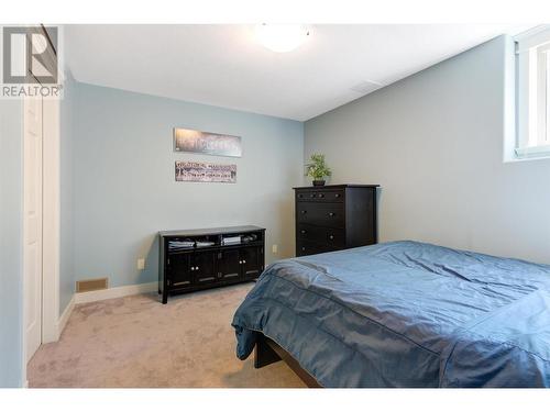 1173 Peak Point Drive, West Kelowna, BC - Indoor Photo Showing Bedroom