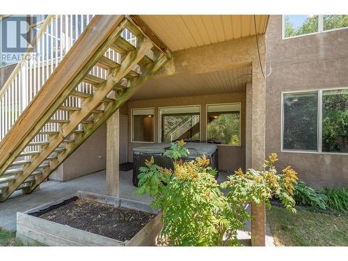 1173 Peak Point Drive, West Kelowna, BC - Outdoor