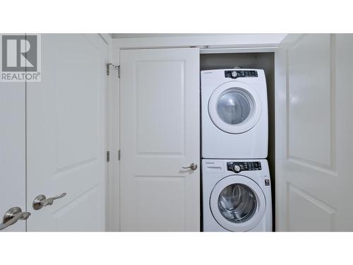 600 Boynton Place Unit# 38, Kelowna, BC - Indoor Photo Showing Laundry Room