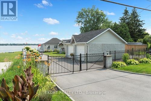 1718 Old Highway 2, Quinte West, ON - Outdoor