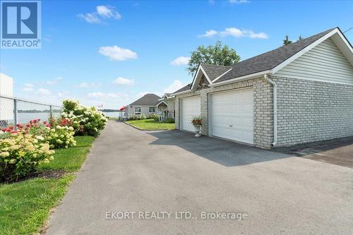 1718 Old Highway 2, Quinte West, ON - Outdoor