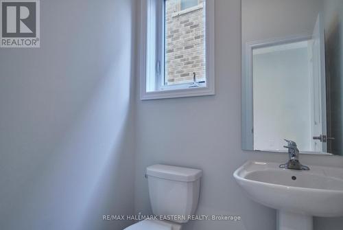 49 Northhill Avenue, Cavan Monaghan (Millbrook), ON - Indoor Photo Showing Bathroom