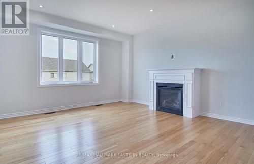 49 Northhill Avenue, Cavan Monaghan (Millbrook), ON - Indoor Photo Showing Living Room With Fireplace