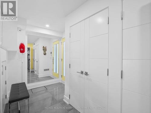 16 Viamede Crescent, Toronto (Bayview Village), ON - Indoor Photo Showing Other Room