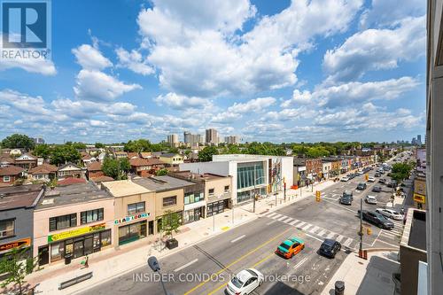 417 - 1603 Eglinton Avenue W, Toronto, ON - Outdoor With View