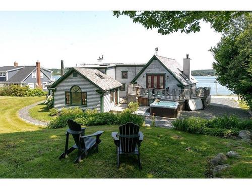 970 Main Street, Mahone Bay, NS 