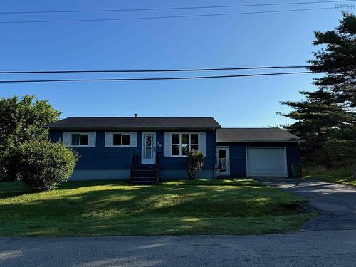 20 Oak Drive, Yarmouth, NS 