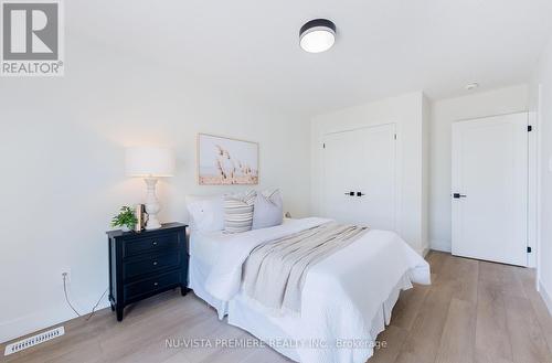 42 - 85 Tunks Lane, Middlesex Centre (Komoka), ON - Indoor Photo Showing Bedroom