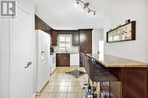 117 Erica Crescent, London, ON - Indoor Photo Showing Kitchen