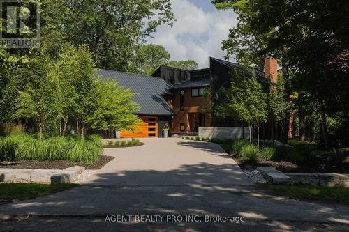 Modern exterior with new PVC siding, doors & roof - 45 Blackburn Crescent, Middlesex Centre (Kilworth), ON - Outdoor