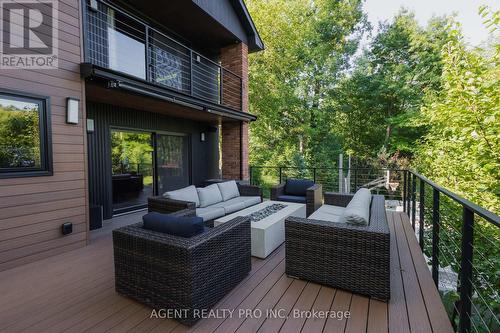 Back deck made of pvc material and custom rail - 45 Blackburn Crescent, Middlesex Centre (Kilworth), ON - Outdoor With Deck Patio Veranda With Exterior