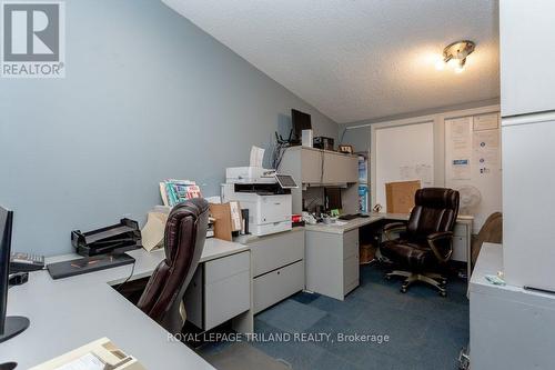 1244 Talbot Street, St. Thomas, ON - Indoor Photo Showing Office